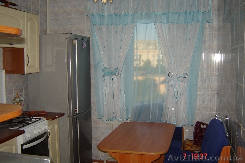 Сдам квартиру посуточно в р-не Попова - <ro>Изображение</ro><ru>Изображение</ru> #1, <ru>Объявление</ru> #55311