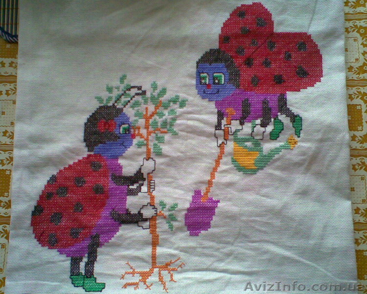 Наволочка "Божьи коровки" - <ro>Изображение</ro><ru>Изображение</ru> #1, <ru>Объявление</ru> #209985