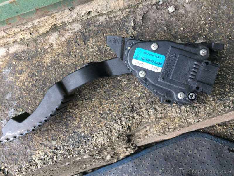 Б/у педаль газа, акселератора для Renault Laguna 2 8200003392, Рено Лагуна 2 - <ro>Изображение</ro><ru>Изображение</ru> #1, <ru>Объявление</ru> #1633510