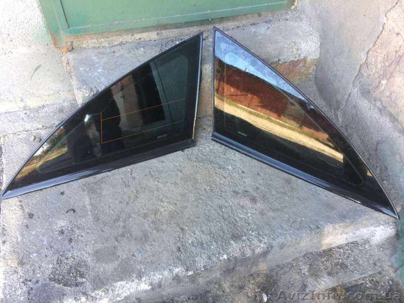 Б/у стекло заднее глухое Renault Laguna 2, Рено Лагуна 2 - <ro>Изображение</ro><ru>Изображение</ru> #1, <ru>Объявление</ru> #1634804