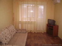 сдам посуточно однокомнатную в Кировограде - <ro>Изображение</ro><ru>Изображение</ru> #2, <ru>Объявление</ru> #554090