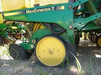 16-ти рядная сеялка John Deere модели 7200.  - <ro>Изображение</ro><ru>Изображение</ru> #2, <ru>Объявление</ru> #942504