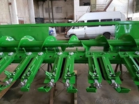 Жатка кукурузная JOHN DEERE 892 - нова - <ro>Изображение</ro><ru>Изображение</ru> #1, <ru>Объявление</ru> #1570199