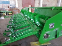 Жатка кукурузная JOHN DEERE 892 - нова - <ro>Изображение</ro><ru>Изображение</ru> #2, <ru>Объявление</ru> #1570199