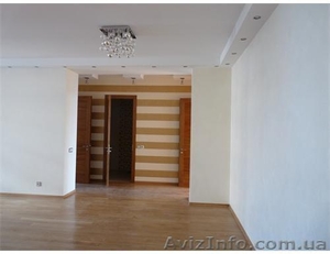 Продаю 3-х комн. квартиру на Среднефонтанской