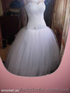 новое ни разу не одетое свадебное платье - <ro>Изображение</ro><ru>Изображение</ru> #2, <ru>Объявление</ru> #618995
