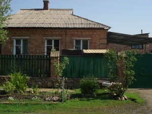 Продам дом в тихом районе города,к остановке 7 мин хотьбы - <ro>Изображение</ro><ru>Изображение</ru> #1, <ru>Объявление</ru> #647230