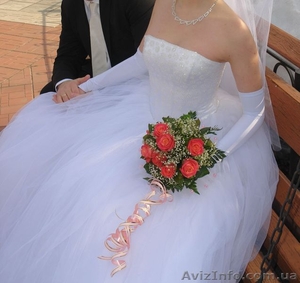 Эффектное Свадебное платье - <ro>Изображение</ro><ru>Изображение</ru> #1, <ru>Объявление</ru> #1570149