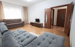 Сдам 2-х кiмн. кв-ру Миргород по вул. Гоголя  4800 грн/міс