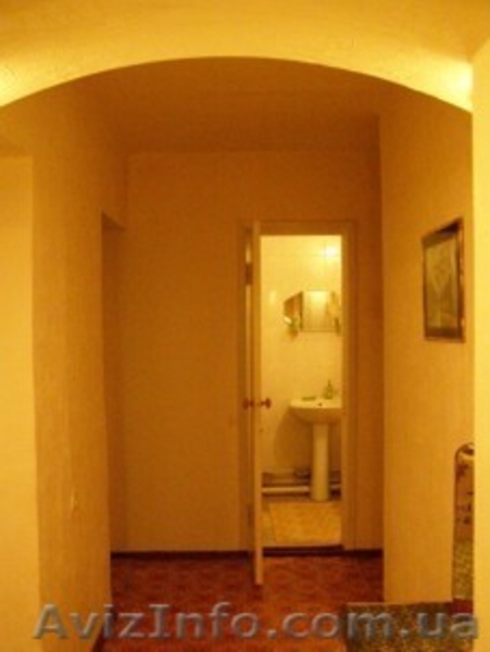 Сдам в аренду квартиру посуточно. Центр. - <ro>Изображение</ro><ru>Изображение</ru> #4, <ru>Объявление</ru> #317122