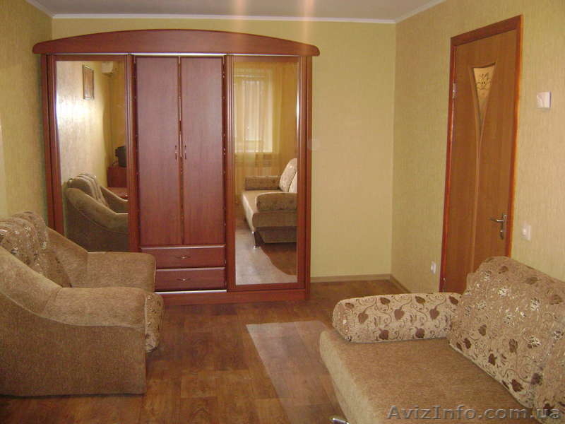 сдам посуточно однокомнатную в Кировограде - <ro>Изображение</ro><ru>Изображение</ru> #1, <ru>Объявление</ru> #554090