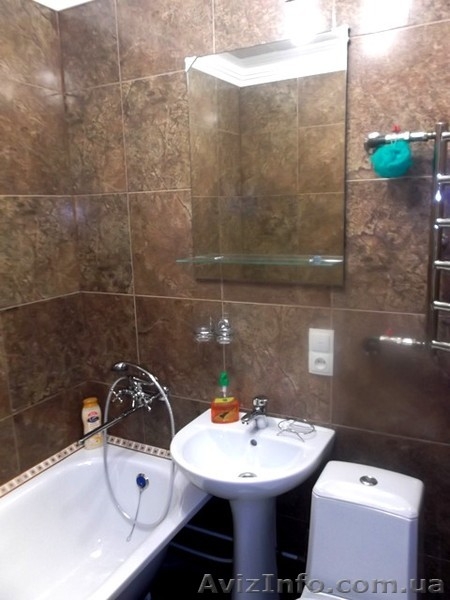 Рядом Медицинский центр «Материнка, посуточно , пл.Дружбы народов 1 - <ro>Изображение</ro><ru>Изображение</ru> #8, <ru>Объявление</ru> #925190