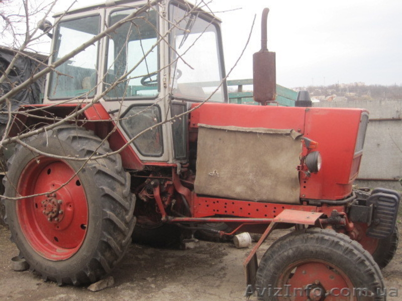 Продам Трактор ЮМЗ-6, Причіп 2ПТС-4, Плуг ПЛН-3-35 - <ro>Изображение</ro><ru>Изображение</ru> #1, <ru>Объявление</ru> #1077484