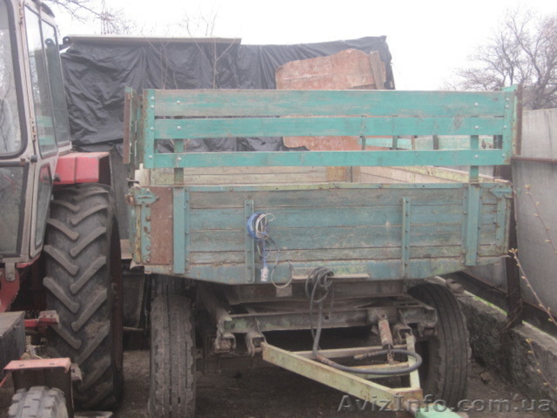 Продам Трактор ЮМЗ-6, Причіп 2ПТС-4, Плуг ПЛН-3-35 - <ro>Изображение</ro><ru>Изображение</ru> #2, <ru>Объявление</ru> #1077484