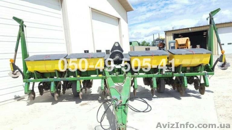 Дисковая вакуумная сеялка Джон Дир John Deere 1750 8 рядов - <ro>Изображение</ro><ru>Изображение</ru> #2, <ru>Объявление</ru> #1526123