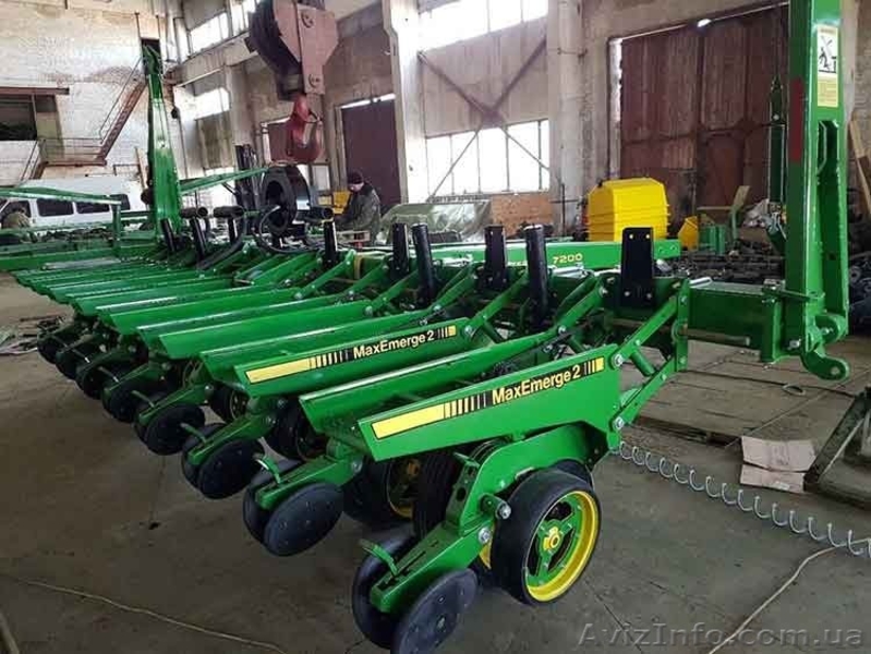 Сеялка точного высева пневматическая John Deere 7200 - <ro>Изображение</ro><ru>Изображение</ru> #1, <ru>Объявление</ru> #1571959