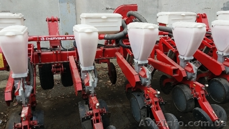 Вега-8 бу сеялка точного высева прицепная пневматическая для мтз-80 - <ro>Изображение</ro><ru>Изображение</ru> #1, <ru>Объявление</ru> #1603773