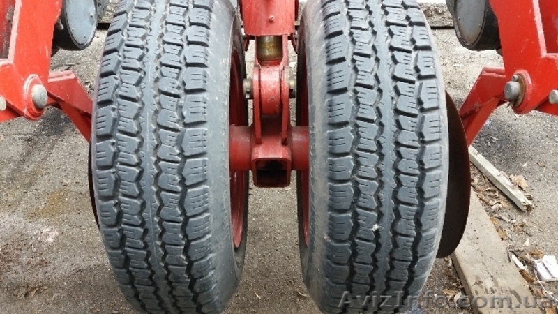 Вега-8 бу сеялка точного высева прицепная пневматическая для мтз-80 - <ro>Изображение</ro><ru>Изображение</ru> #2, <ru>Объявление</ru> #1603773