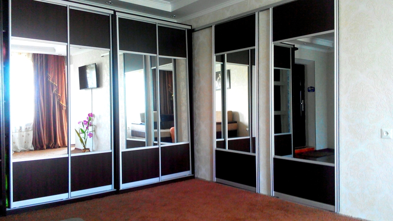 Сдам 3-х комнатную квартиру посуточно в Кировограде (центр). 0952569069 - <ro>Изображение</ro><ru>Изображение</ru> #1, <ru>Объявление</ru> #565791