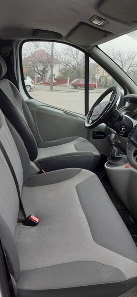 Срочно продам RENAULT TRAFIC - 9.700 у.е - <ro>Изображение</ro><ru>Изображение</ru> #5, <ru>Объявление</ru> #1702910